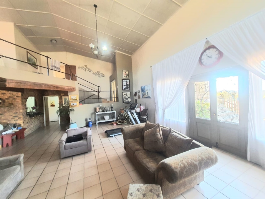 4 Bedroom Property for Sale in Steelview Gauteng