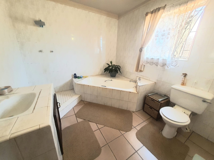 4 Bedroom Property for Sale in Steelview Gauteng