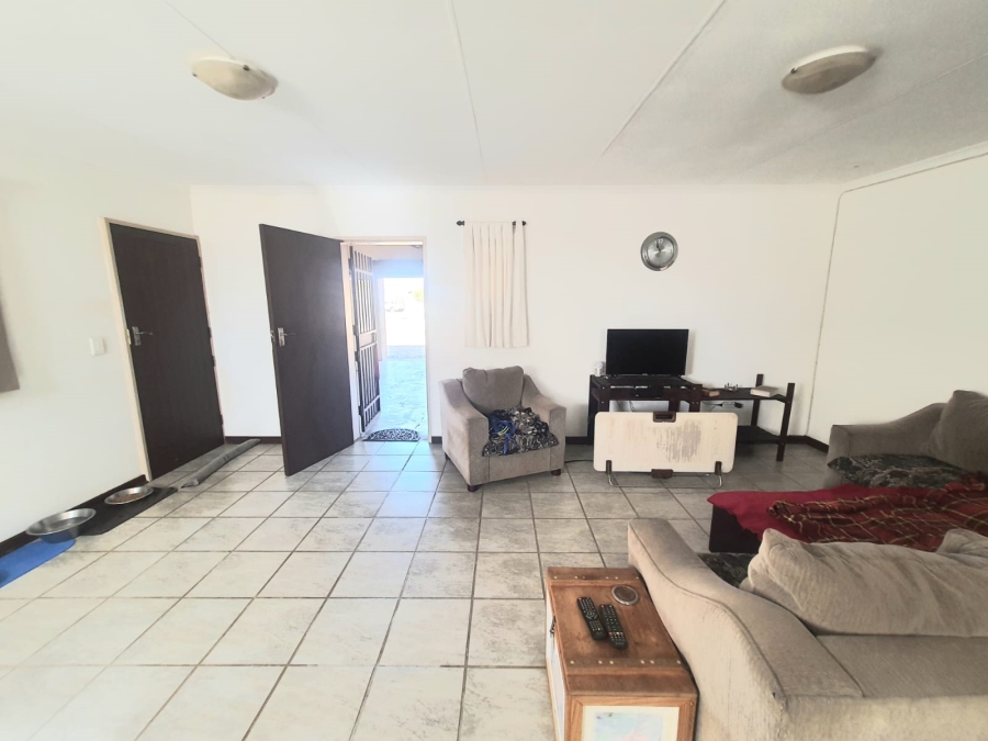 4 Bedroom Property for Sale in Steelview Gauteng