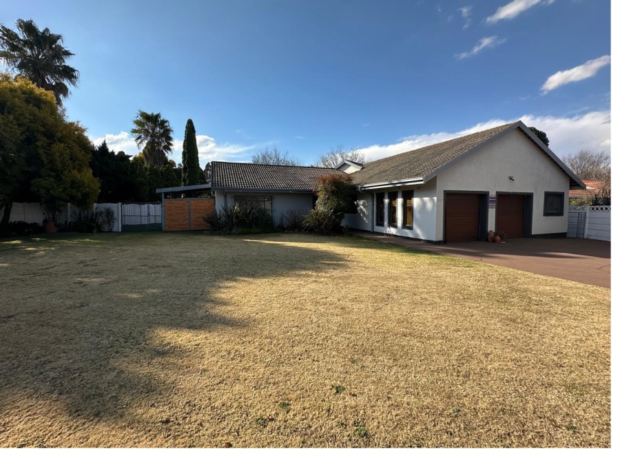 4 Bedroom Property for Sale in Sonland Park Gauteng