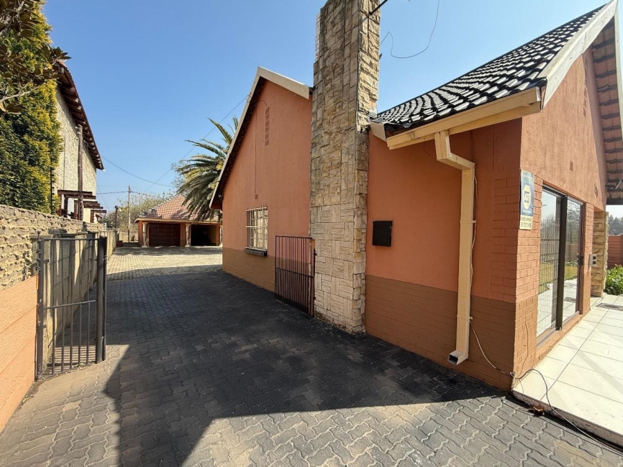 3 Bedroom Property for Sale in Three Rivers Gauteng