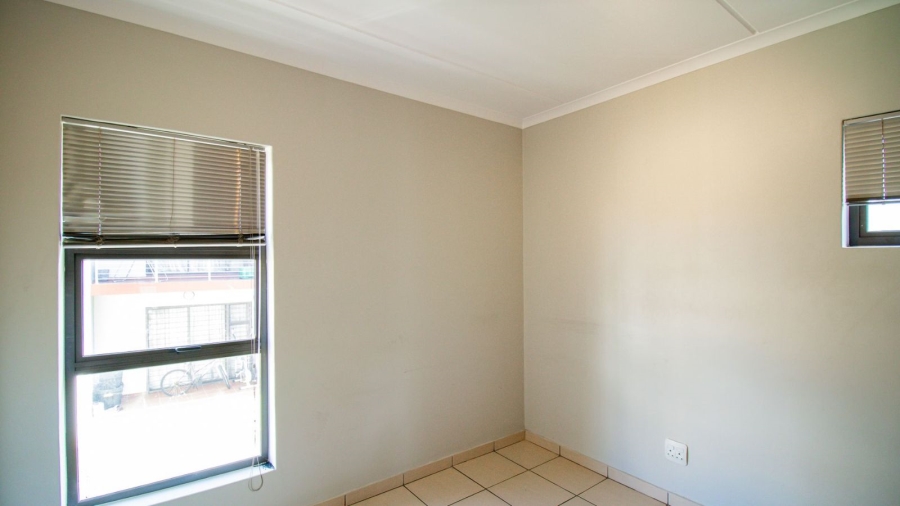 2 Bedroom Property for Sale in Barbeque Downs Gauteng