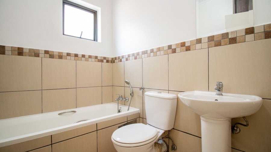 2 Bedroom Property for Sale in Barbeque Downs Gauteng