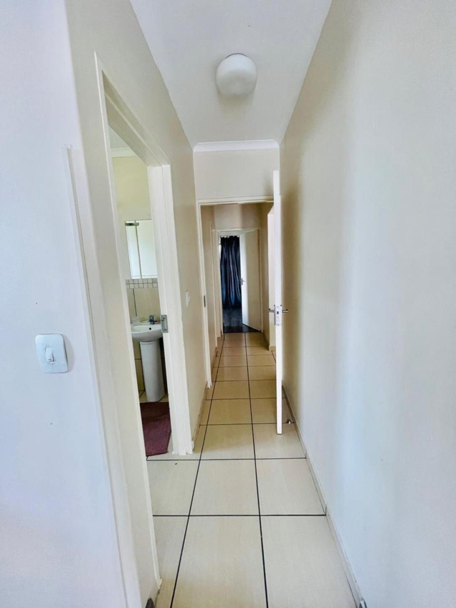 3 Bedroom Property for Sale in Barbeque Downs Gauteng