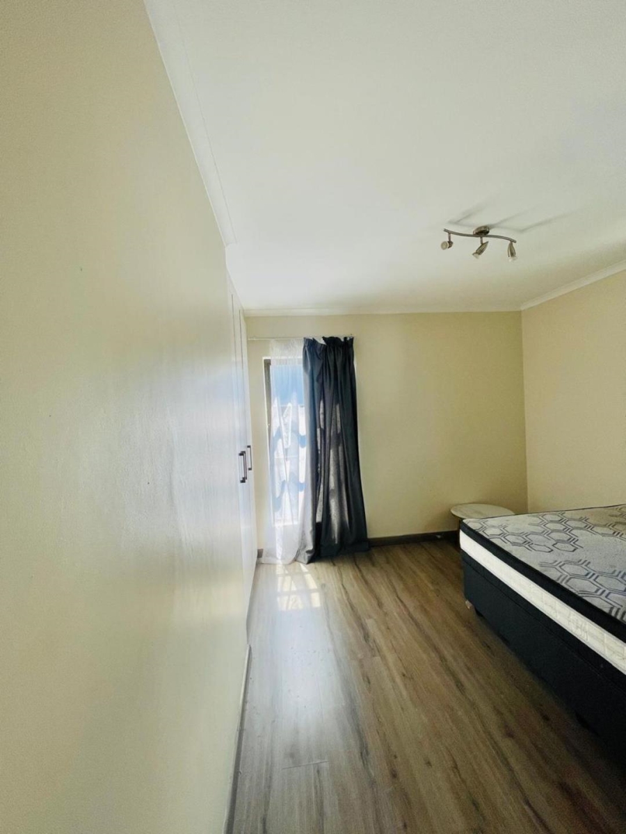 3 Bedroom Property for Sale in Barbeque Downs Gauteng