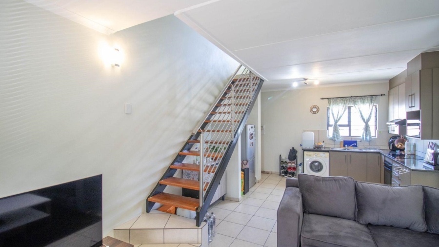 3 Bedroom Property for Sale in Barbeque Downs Gauteng