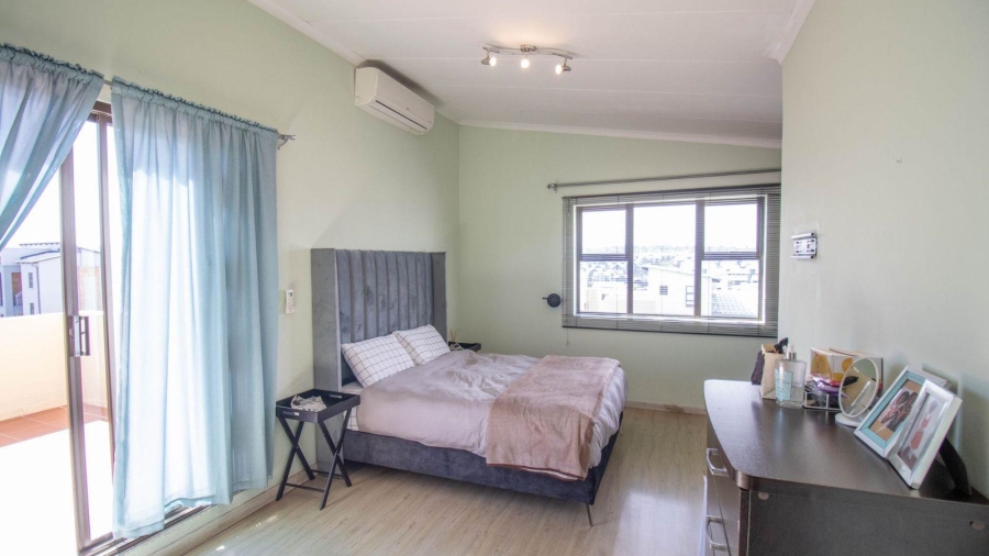 3 Bedroom Property for Sale in Barbeque Downs Gauteng