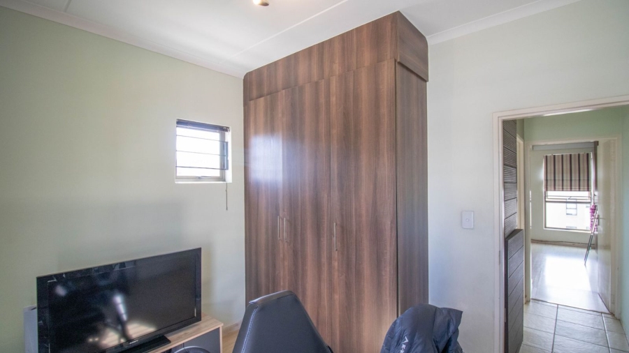 3 Bedroom Property for Sale in Barbeque Downs Gauteng
