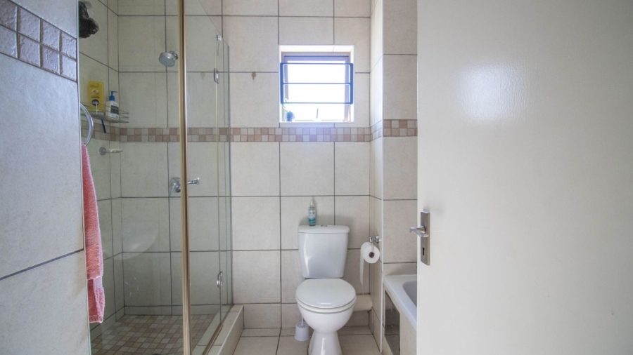 3 Bedroom Property for Sale in Barbeque Downs Gauteng