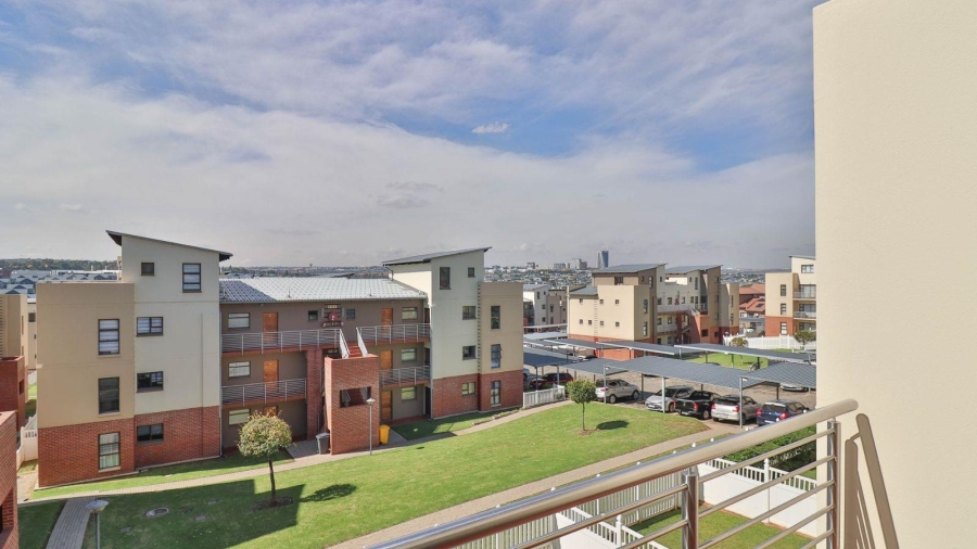 3 Bedroom Property for Sale in Barbeque Downs Gauteng