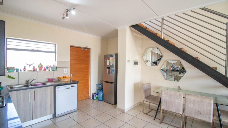 3 Bedroom Property for Sale in Barbeque Downs Gauteng