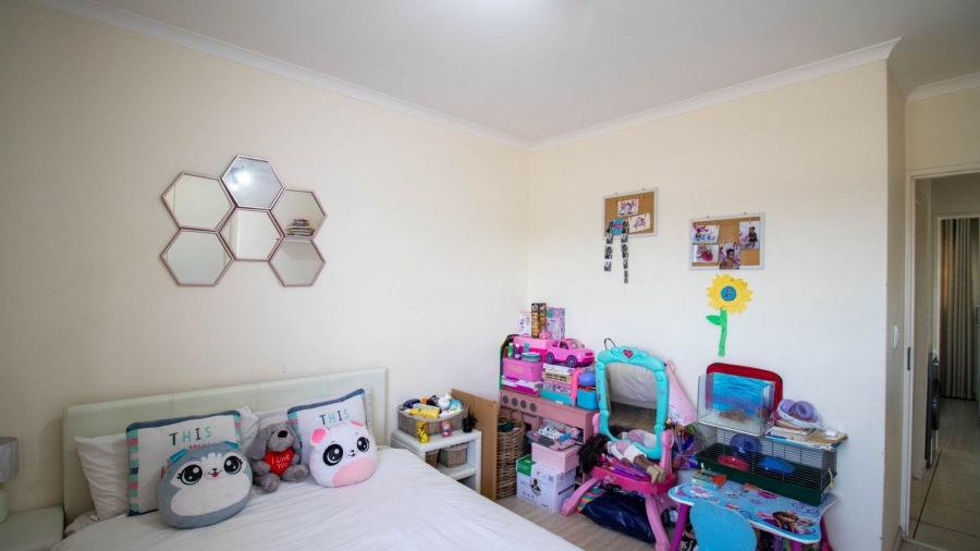 3 Bedroom Property for Sale in Barbeque Downs Gauteng