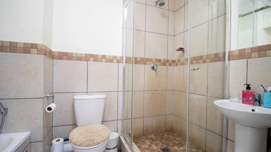 3 Bedroom Property for Sale in Barbeque Downs Gauteng