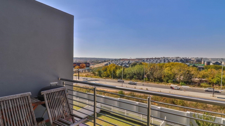 3 Bedroom Property for Sale in Barbeque Downs Gauteng