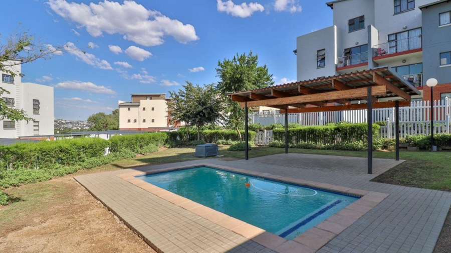 3 Bedroom Property for Sale in Barbeque Downs Gauteng