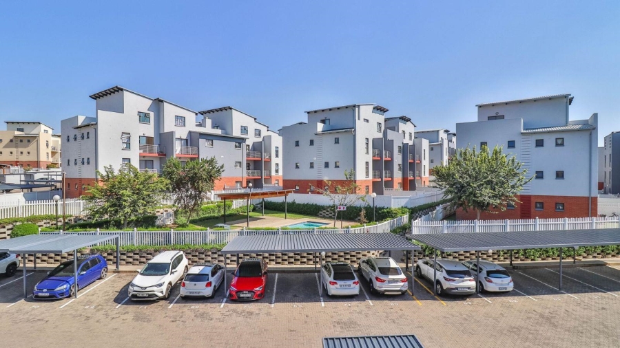 3 Bedroom Property for Sale in Barbeque Downs Gauteng