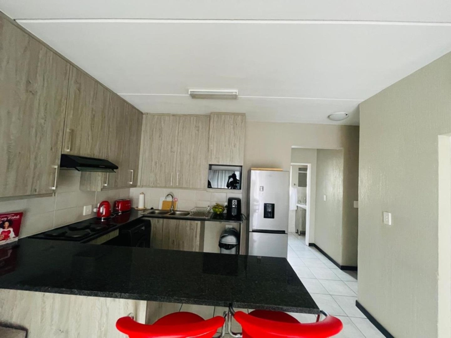2 Bedroom Property for Sale in Barbeque Downs Gauteng