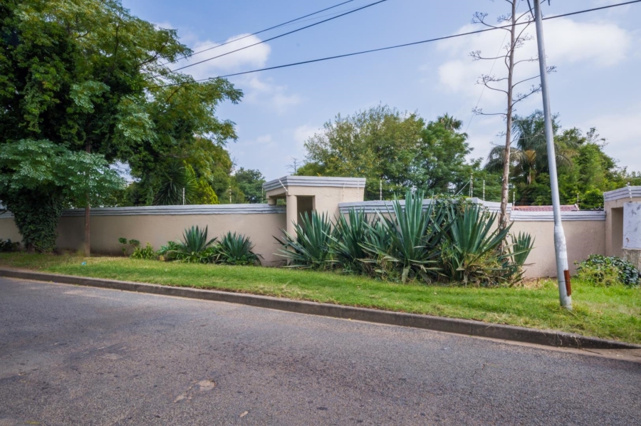4 Bedroom Property for Sale in Lyndhurst Gauteng