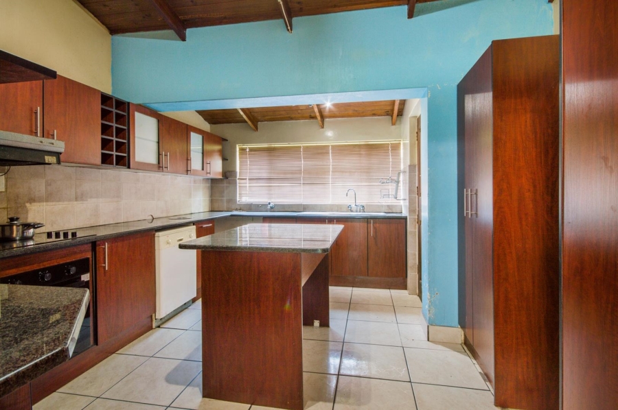 4 Bedroom Property for Sale in Lyndhurst Gauteng