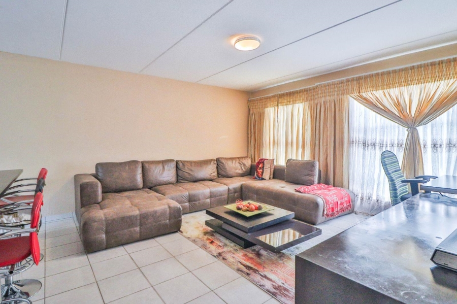 2 Bedroom Property for Sale in Lyndhurst Gauteng