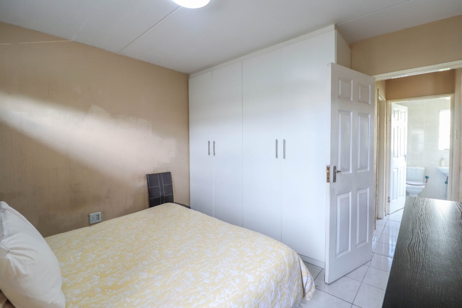 2 Bedroom Property for Sale in Lyndhurst Gauteng