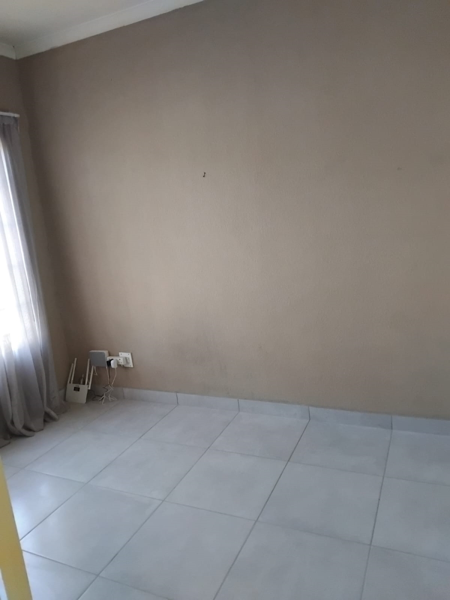 2 Bedroom Property for Sale in Norkem Park Gauteng