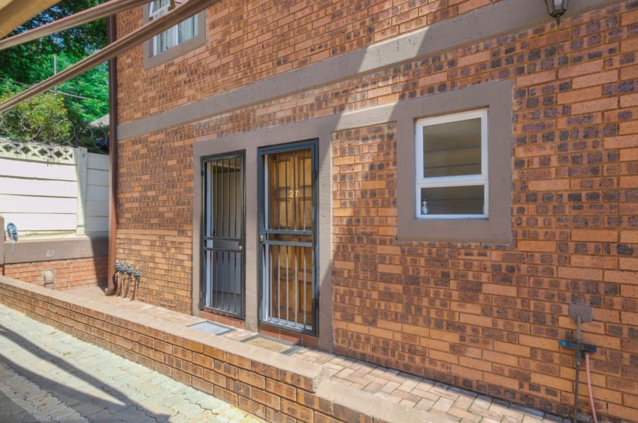 2 Bedroom Property for Sale in Lyndhurst Gauteng