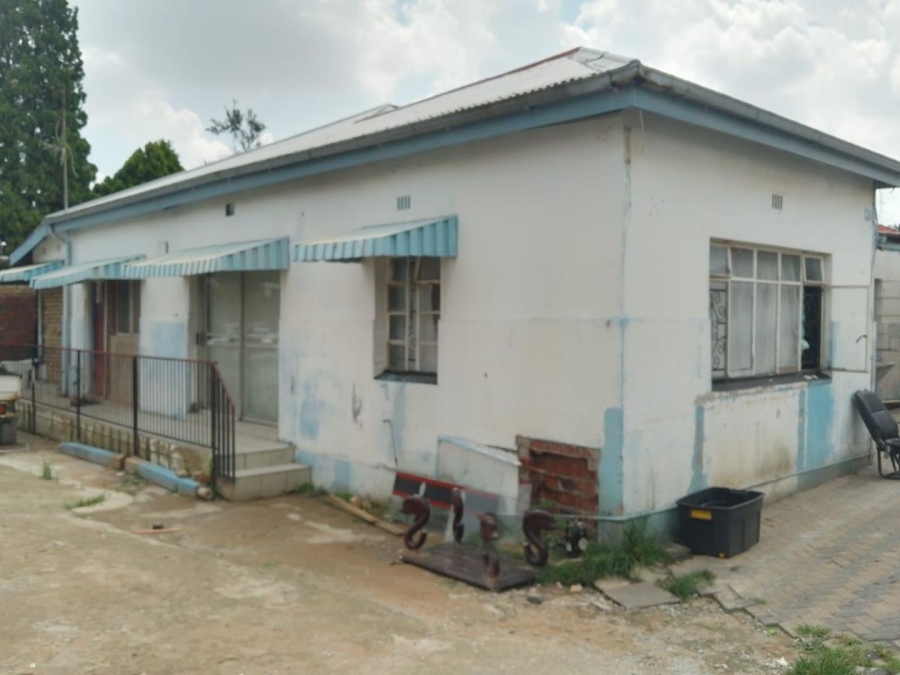 7 Bedroom Property for Sale in Rosettenville Gauteng