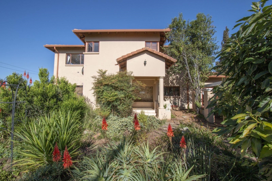 6 Bedroom Property for Sale in Observatory Gauteng