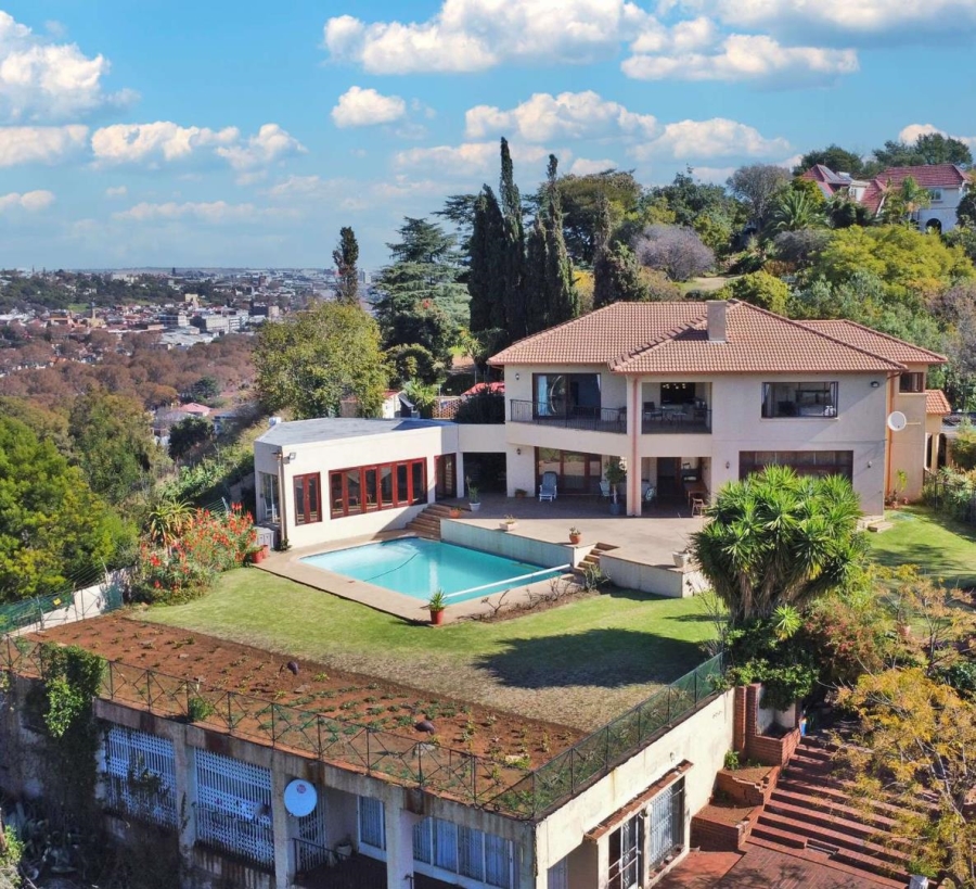 6 Bedroom Property for Sale in Observatory Gauteng