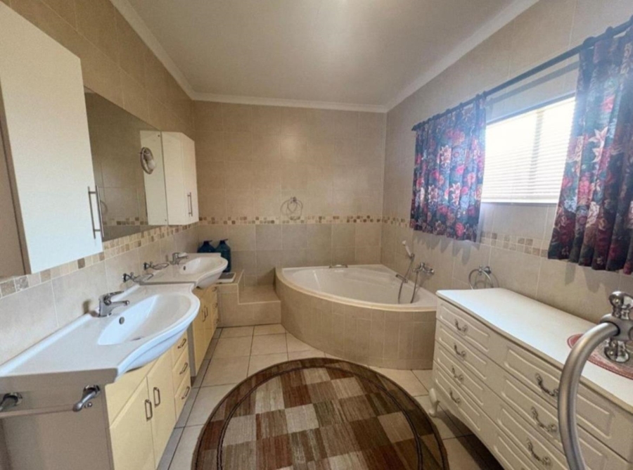 3 Bedroom Property for Sale in Northmead Gauteng