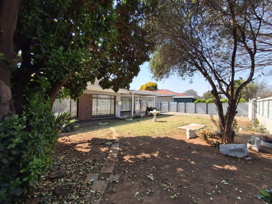 4 Bedroom Property for Sale in Three Rivers Gauteng