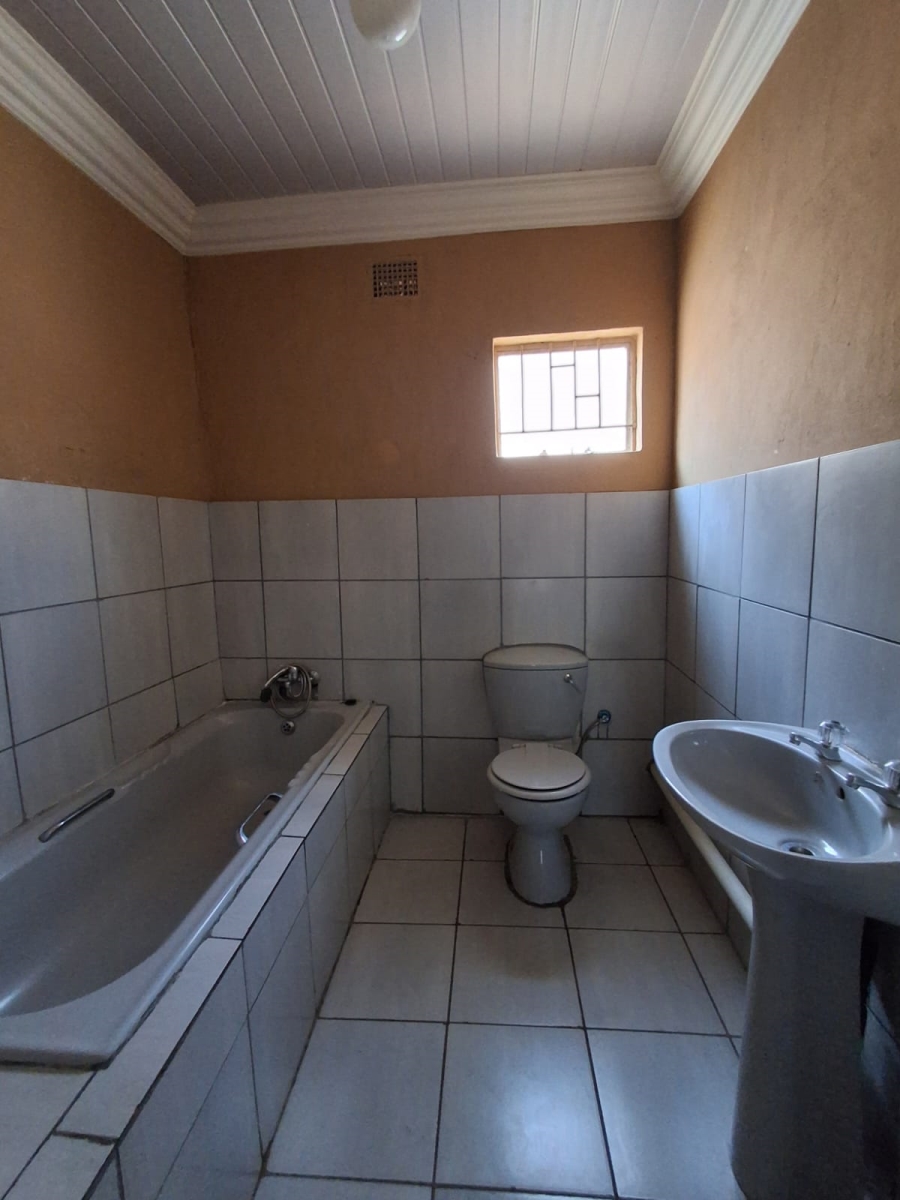 4 Bedroom Property for Sale in Three Rivers Gauteng