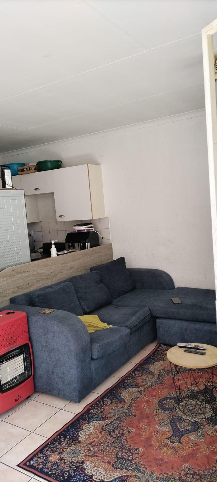 2 Bedroom Property for Sale in Rembrandt Park Gauteng
