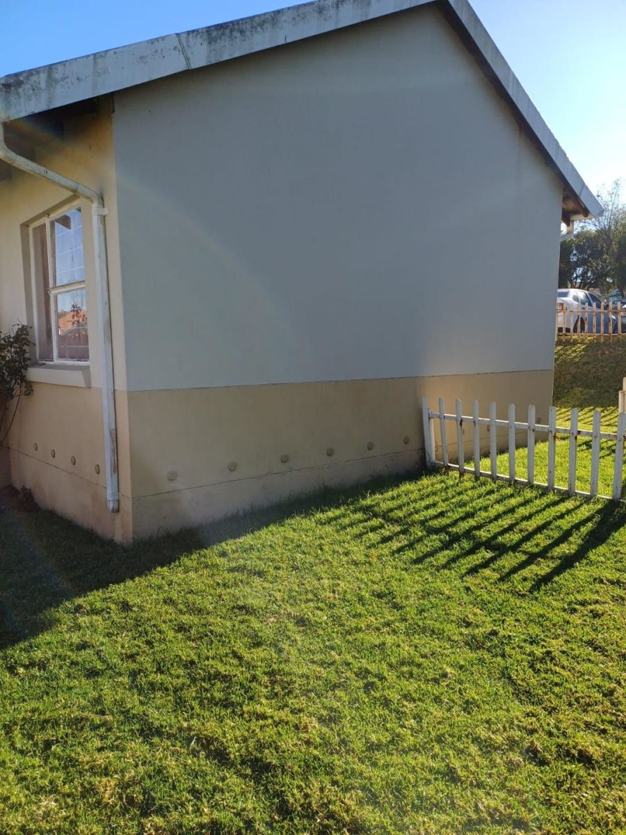2 Bedroom Property for Sale in Rembrandt Park Gauteng