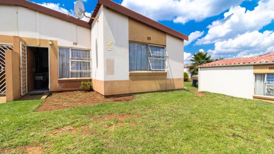 3 Bedroom Property for Sale in Ridgeway Gauteng