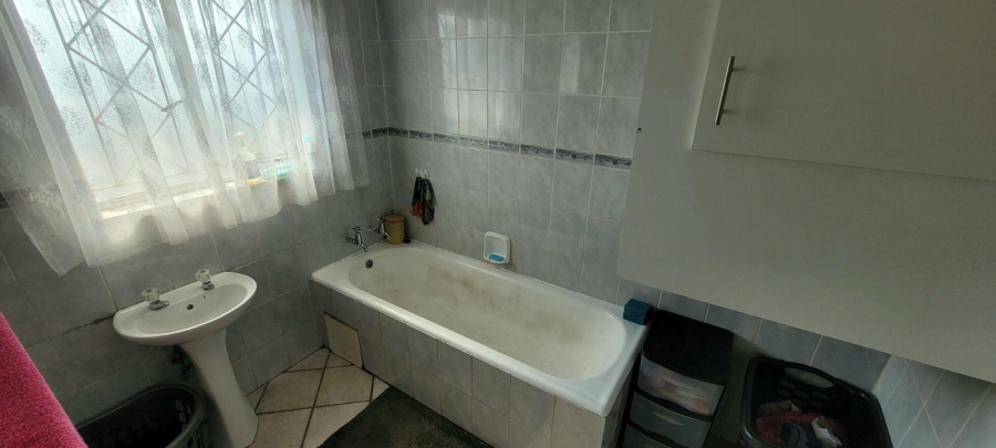 2 Bedroom Property for Sale in Witfield Gauteng