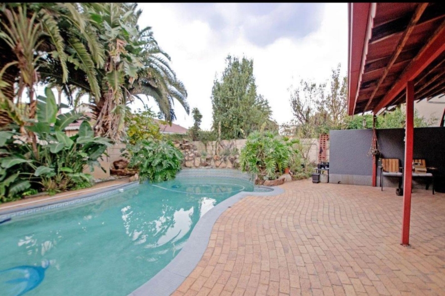 4 Bedroom Property for Sale in Allen Grove Gauteng
