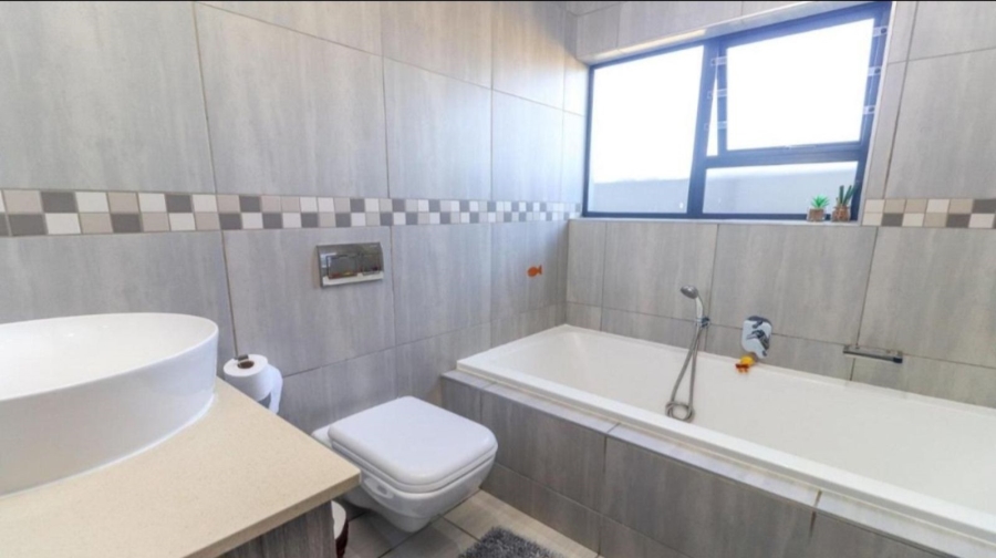 3 Bedroom Property for Sale in Pomona Gauteng