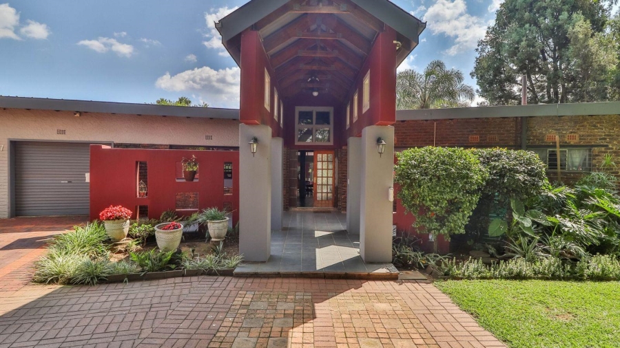 4 Bedroom Property for Sale in Aston Manor Gauteng