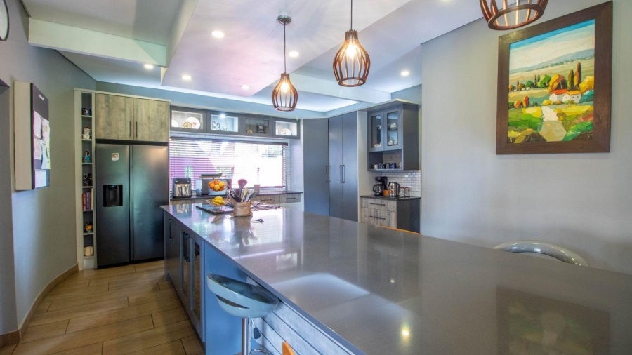 4 Bedroom Property for Sale in Aston Manor Gauteng