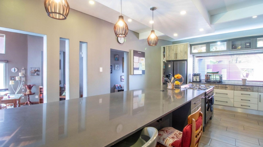 4 Bedroom Property for Sale in Aston Manor Gauteng
