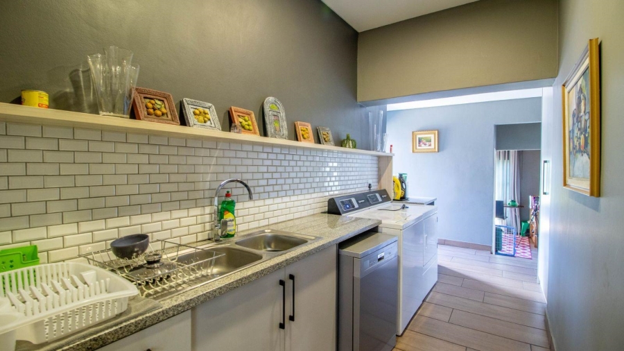 4 Bedroom Property for Sale in Aston Manor Gauteng