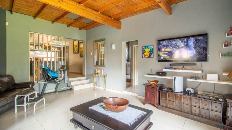 4 Bedroom Property for Sale in Aston Manor Gauteng