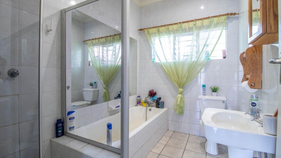 4 Bedroom Property for Sale in Aston Manor Gauteng