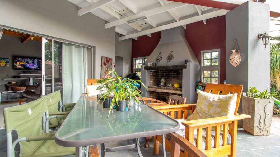 4 Bedroom Property for Sale in Aston Manor Gauteng