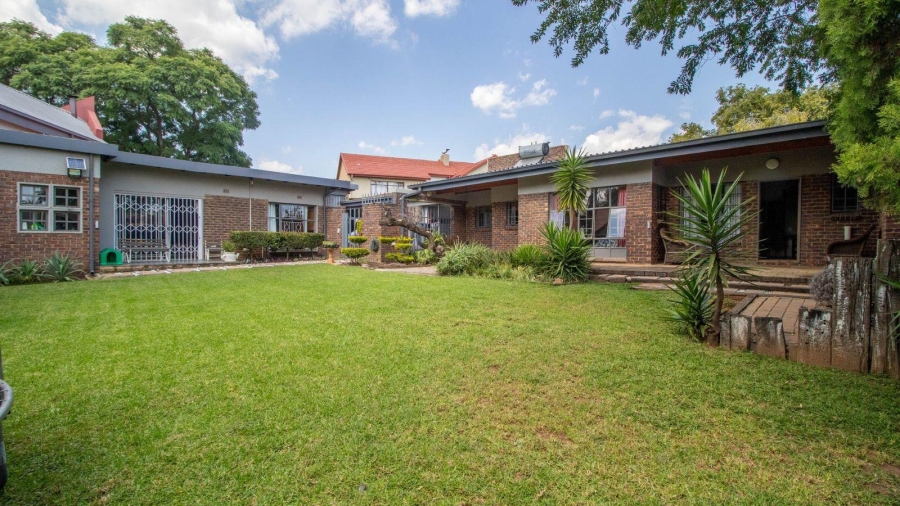 4 Bedroom Property for Sale in Aston Manor Gauteng