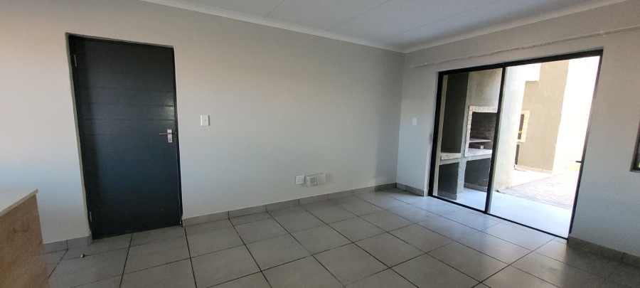 2 Bedroom Property for Sale in Pomona Gauteng