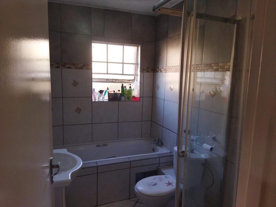 2 Bedroom Property for Sale in Croydon Gauteng