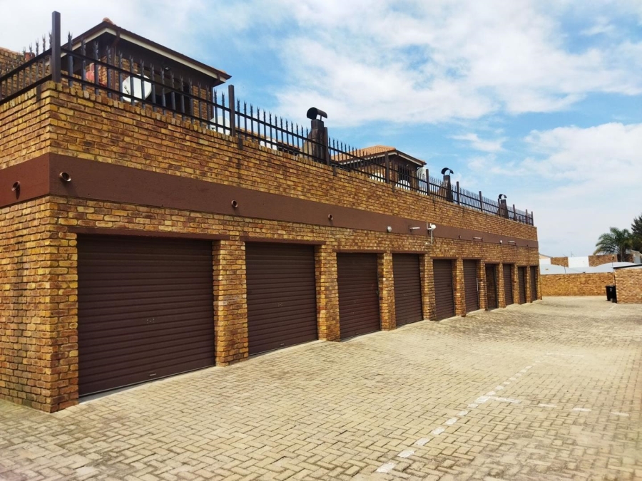 2 Bedroom Property for Sale in Croydon Gauteng